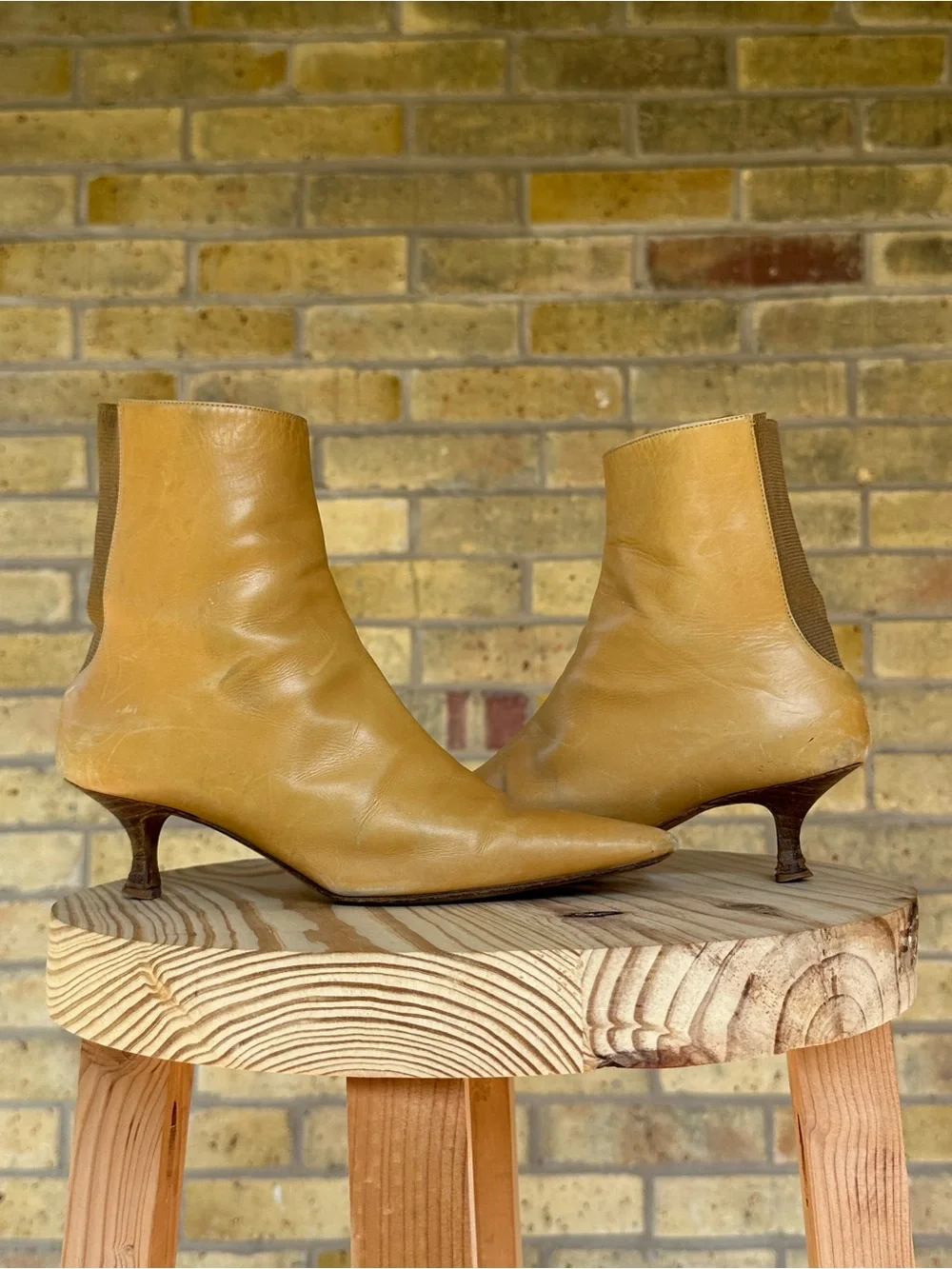 VTG Y2K Manolo Blahnik Butter Yellow Leather Sock Booties EU 35